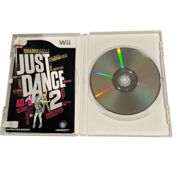 Just Dance 2 Nintendo Wii - Picture 3 of 4